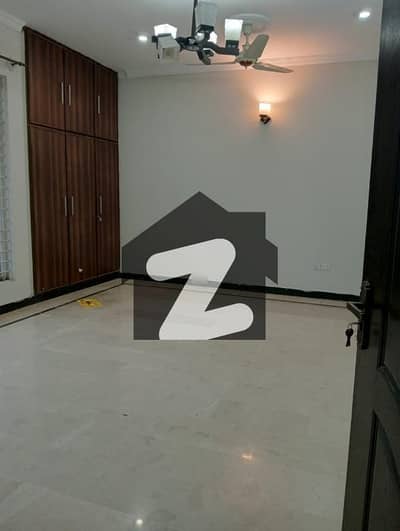 E11/1