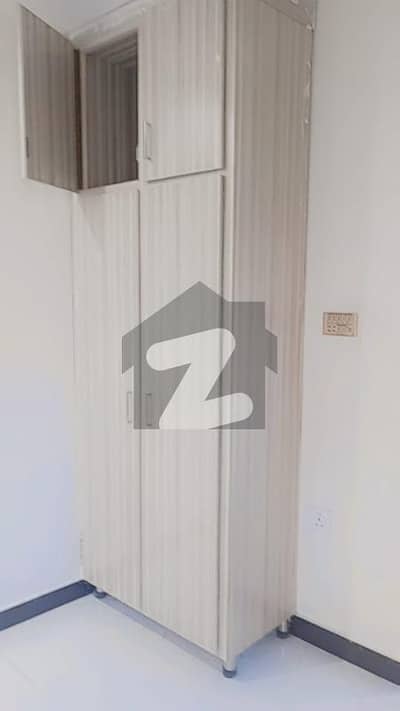 250