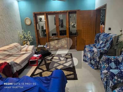 2 beds & 3 baths DD tv lounge & kitchen